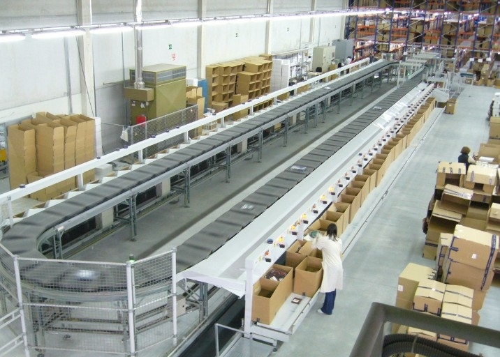 Hệ thống Crossbelt sorter 6.jpg